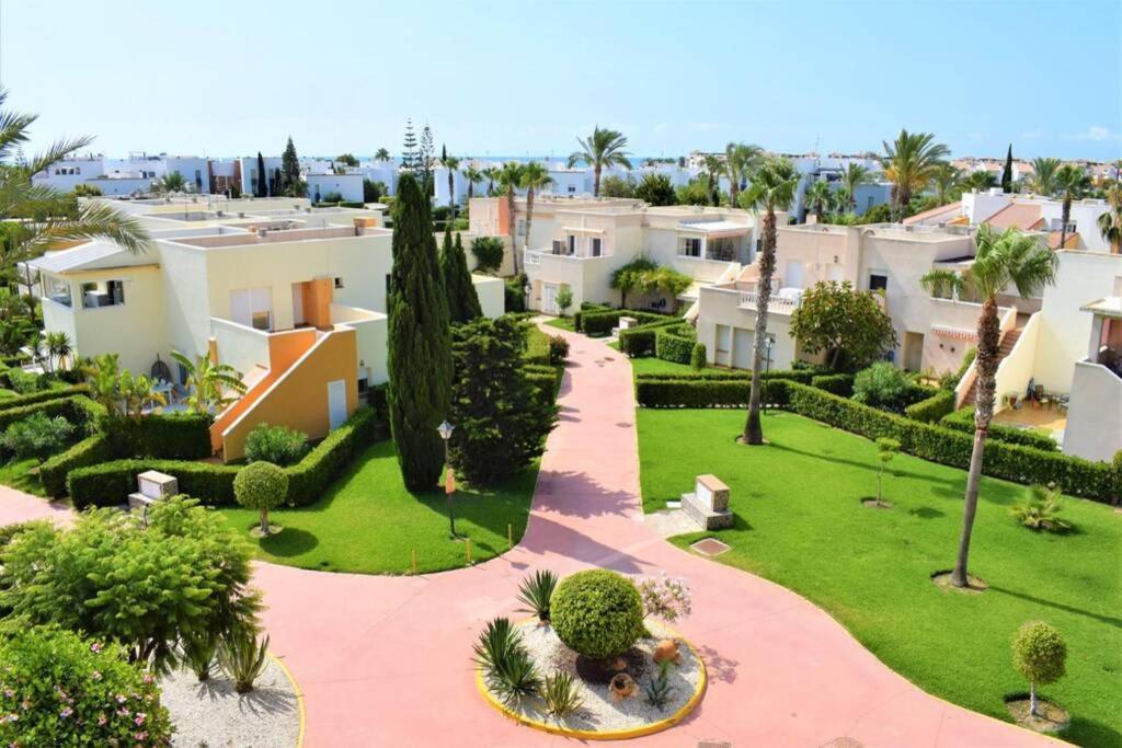 Bahia De Vera - Apartamento Naturista Con 3 Piscinas Junto A Playa Playas de Vera Dış mekan fotoğraf
